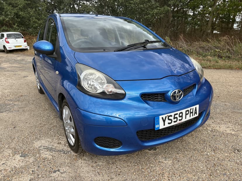 2010 TOYOTA AYGO