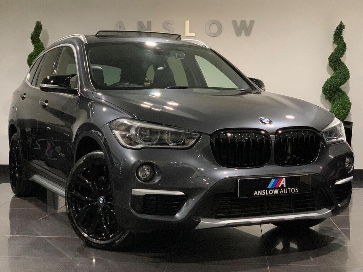 BMW X1 - image 1 of 100