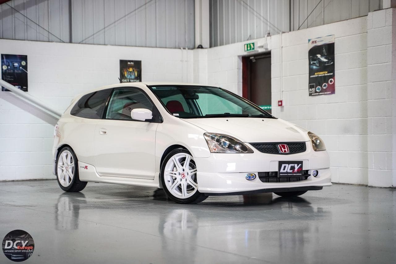 Honda Civic - image 1 of 51