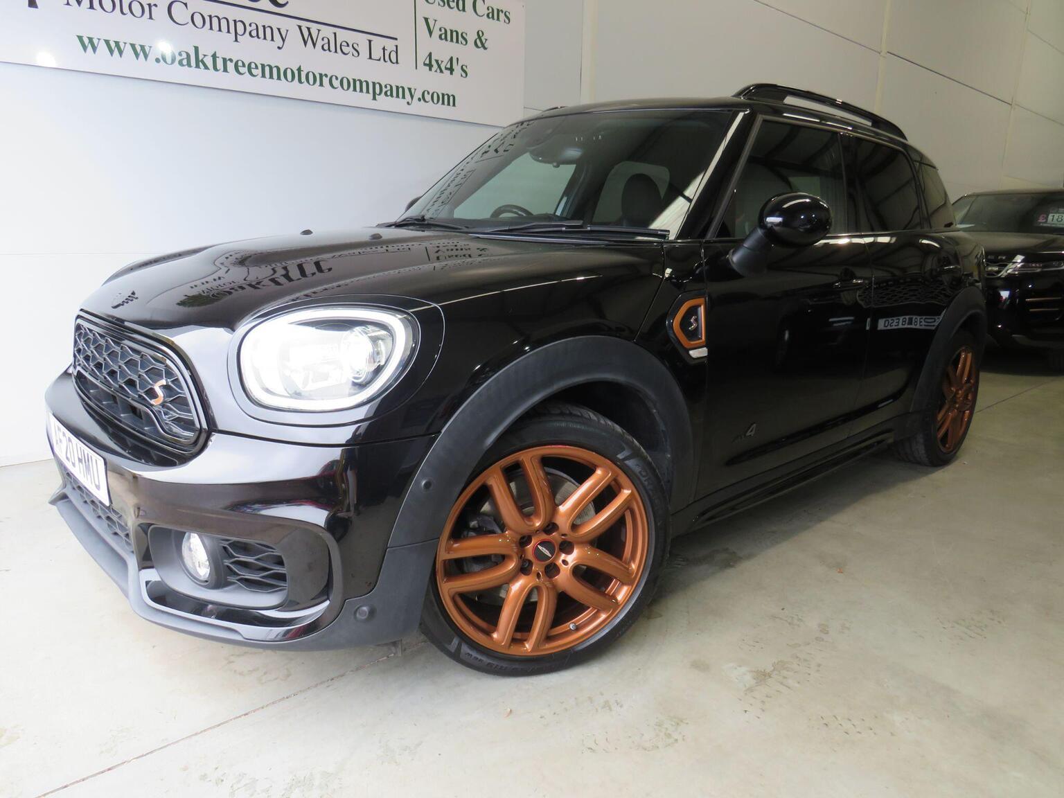 MINI Countryman - image 1 of 49