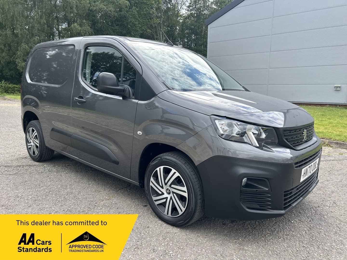 2020 Peugeot Partner 1.5 BlueHDi 1000 Professional — photo 1 of 37