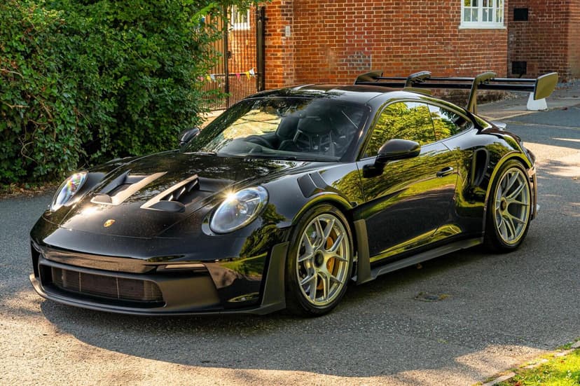 2025 PORSCHE 911