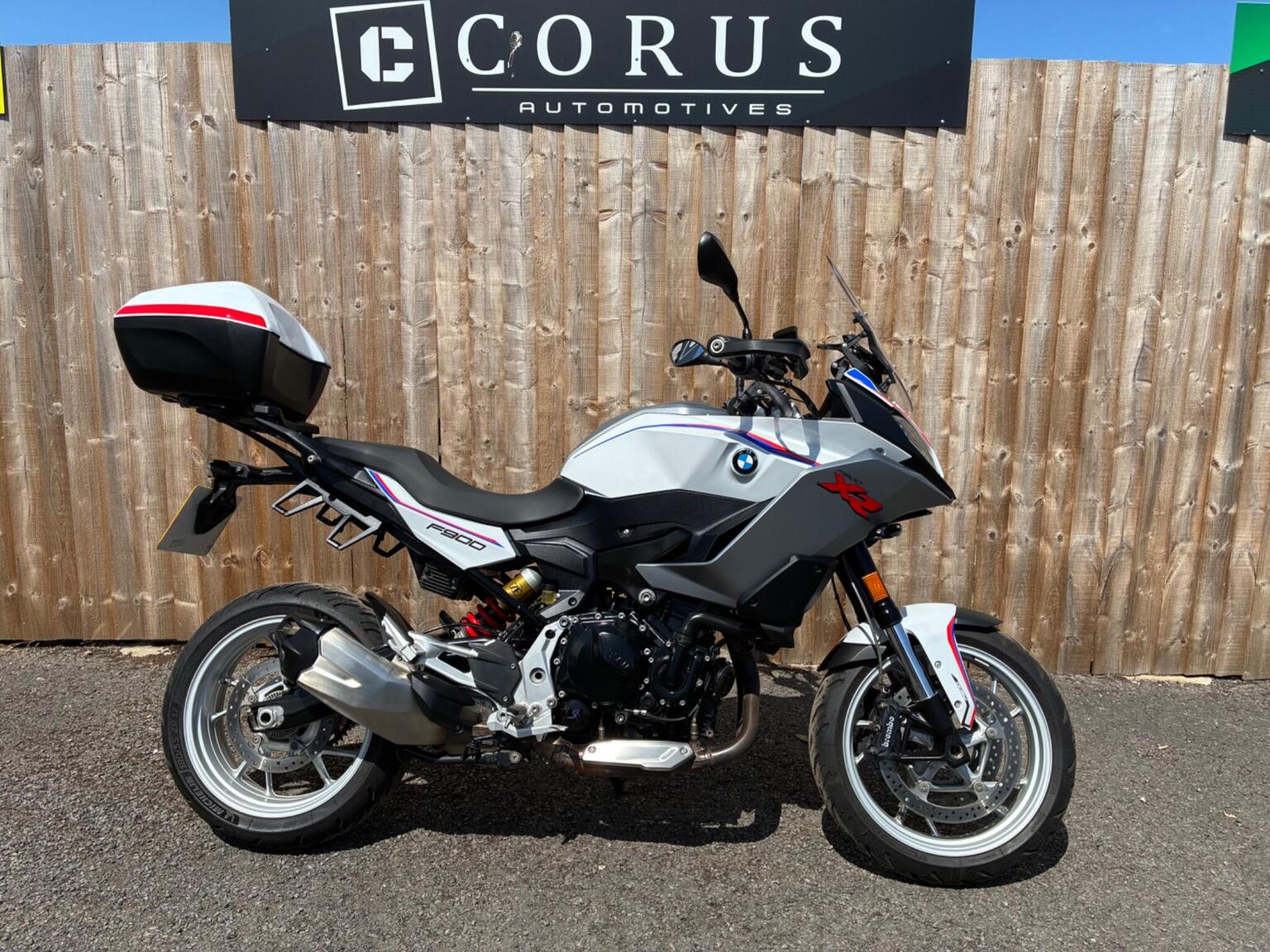 BMW F 900 XR - image 1 of 19