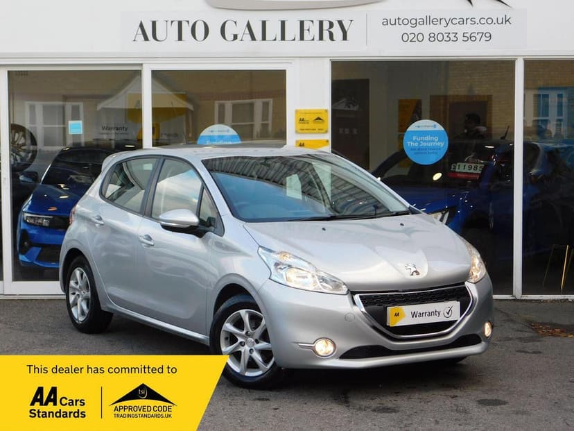 2015 PEUGEOT 208