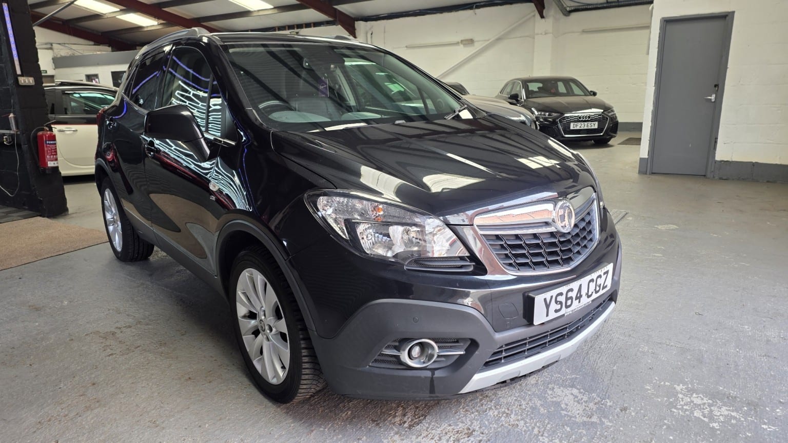 Vauxhall Mokka - image 1 of 15