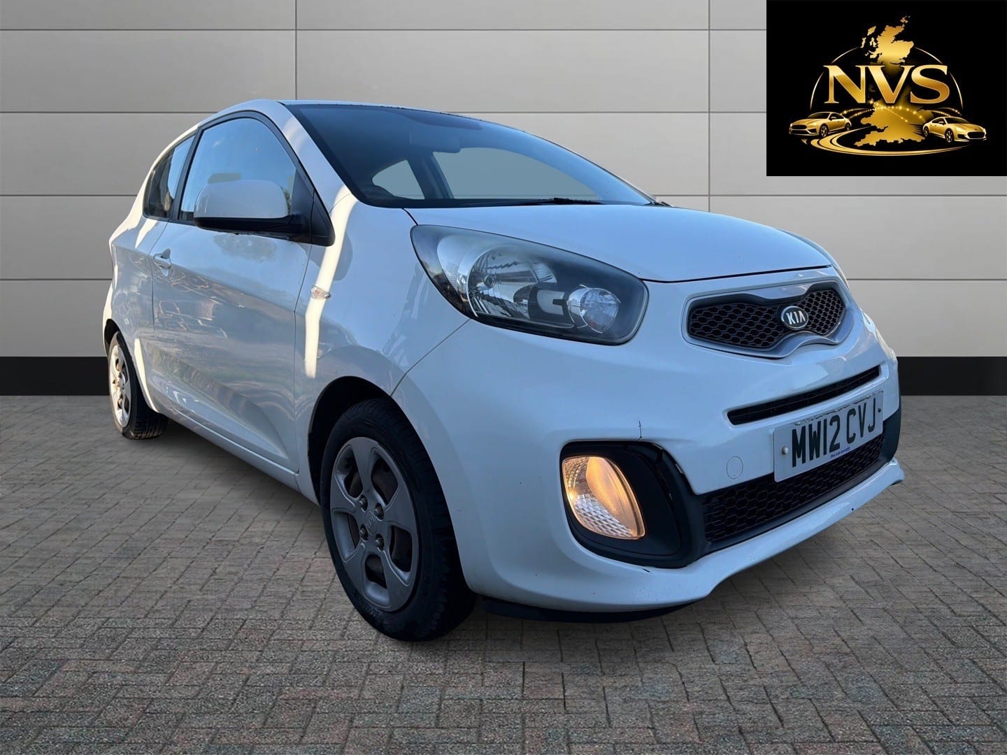 KIA PICANTO - image 1 of 12