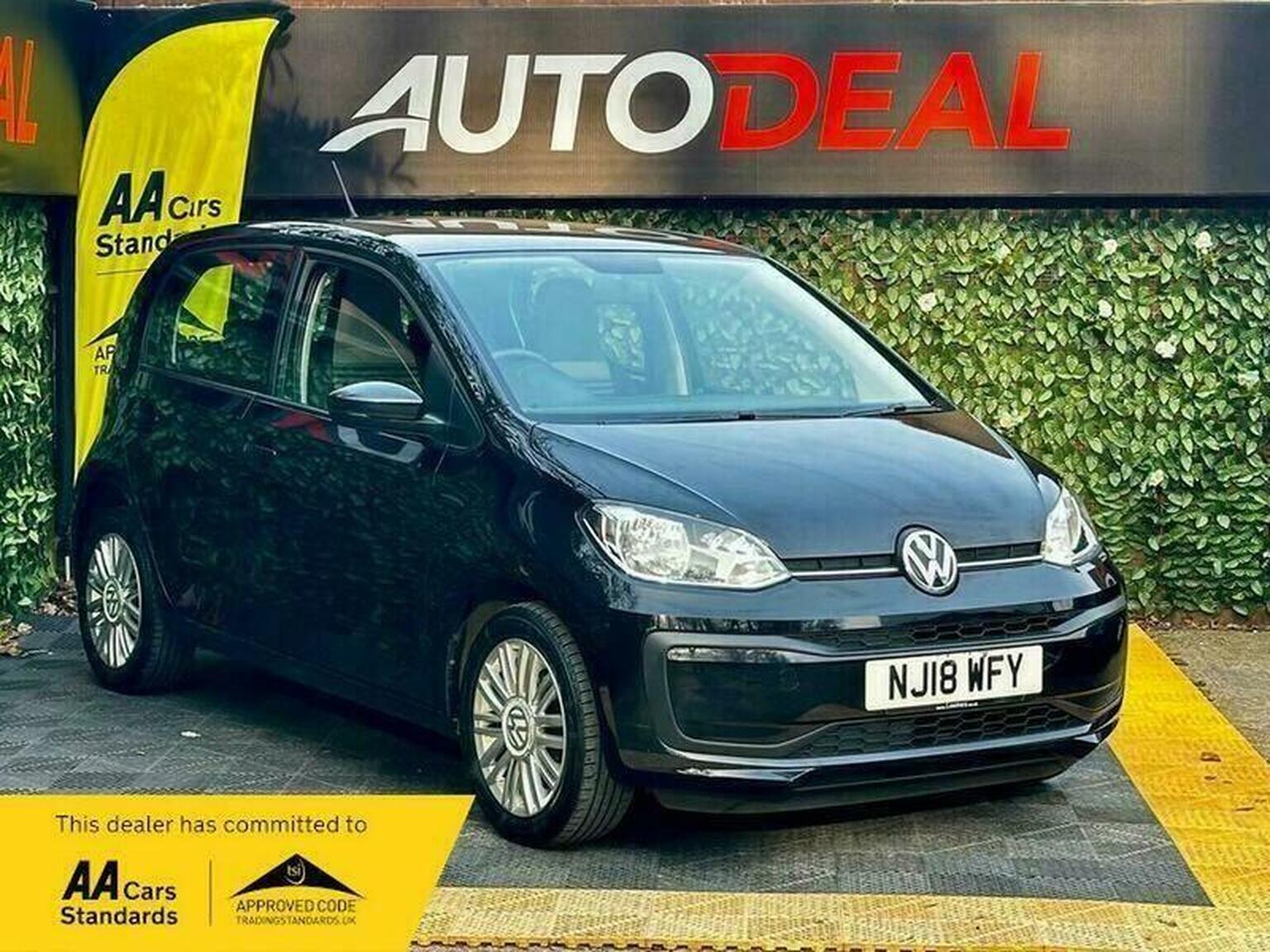 Volkswagen up! - image 1 of 28