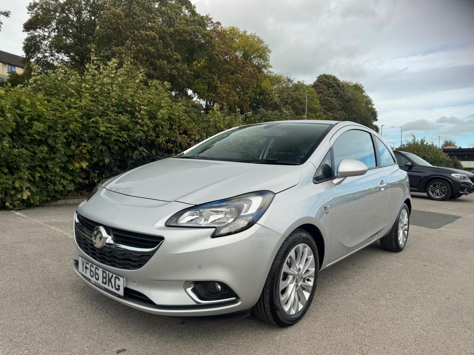 Vauxhall Corsa - image 1 of 46