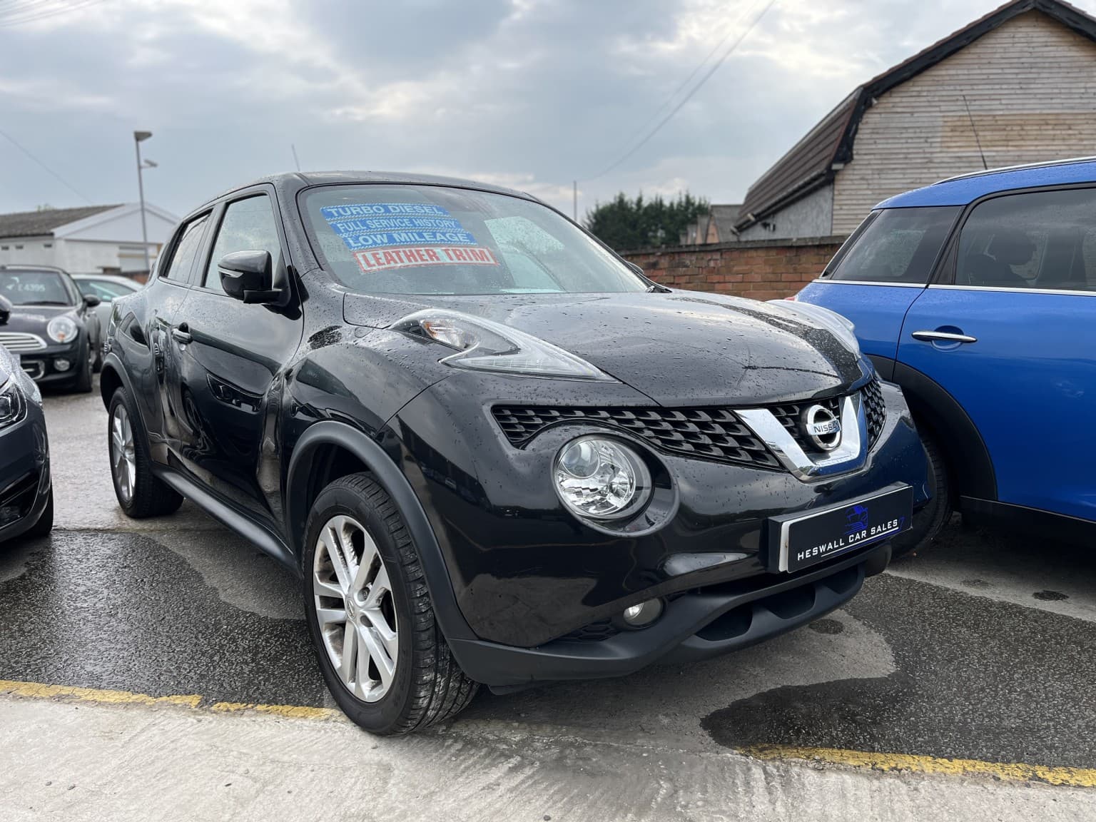 Nissan Juke - image 1 of 2