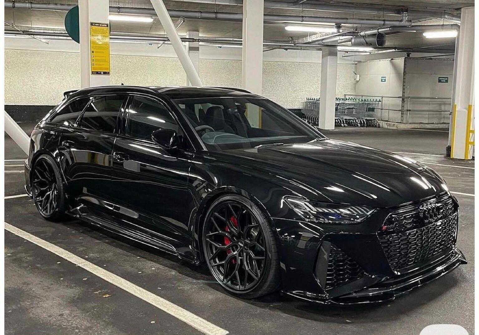 Audi RS6 Avant - image 1 of 6