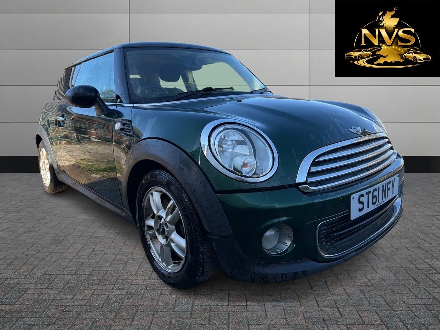 MINI HATCH - image 1 of 12