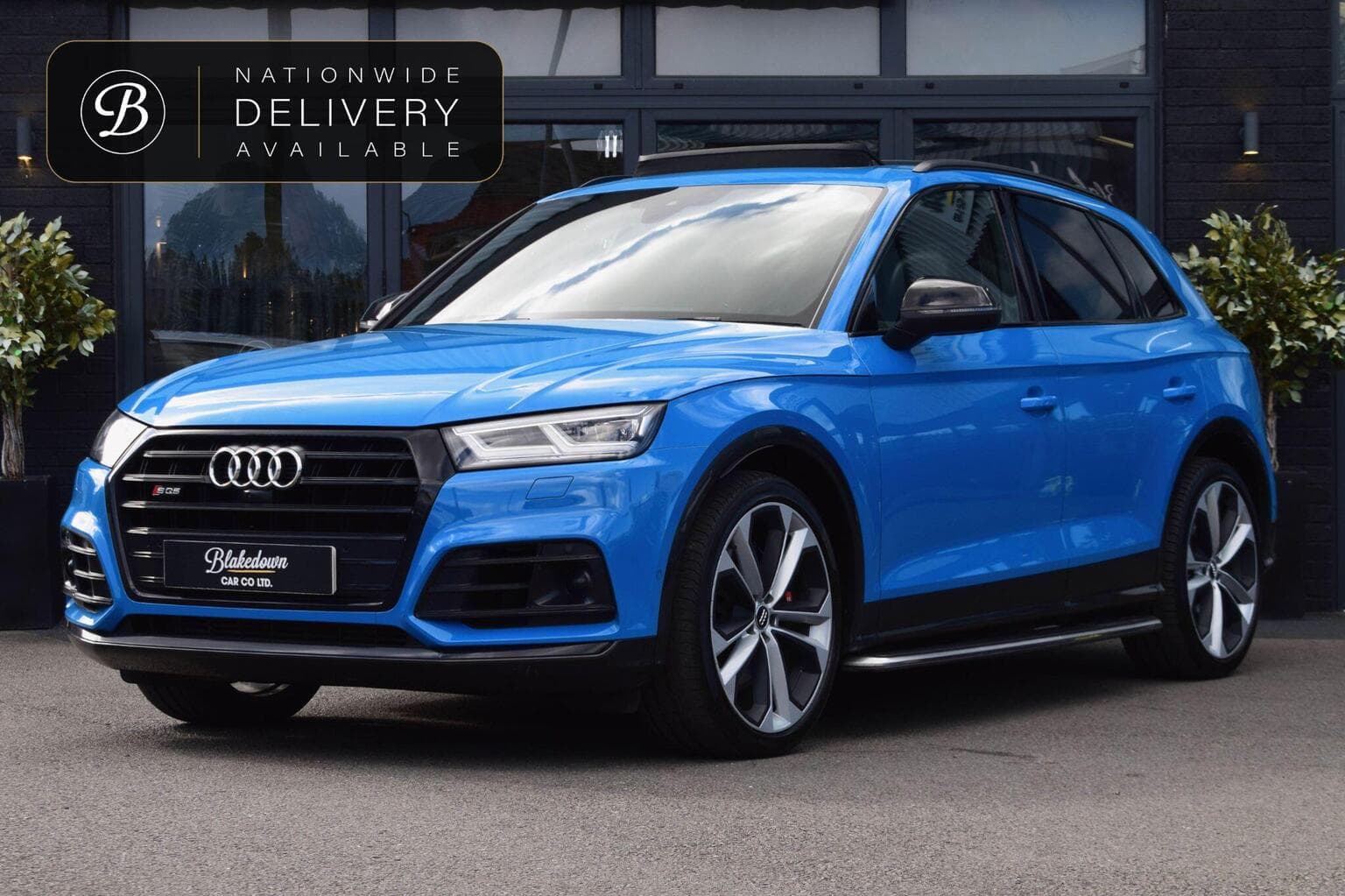Audi SQ5 - image 1 of 55