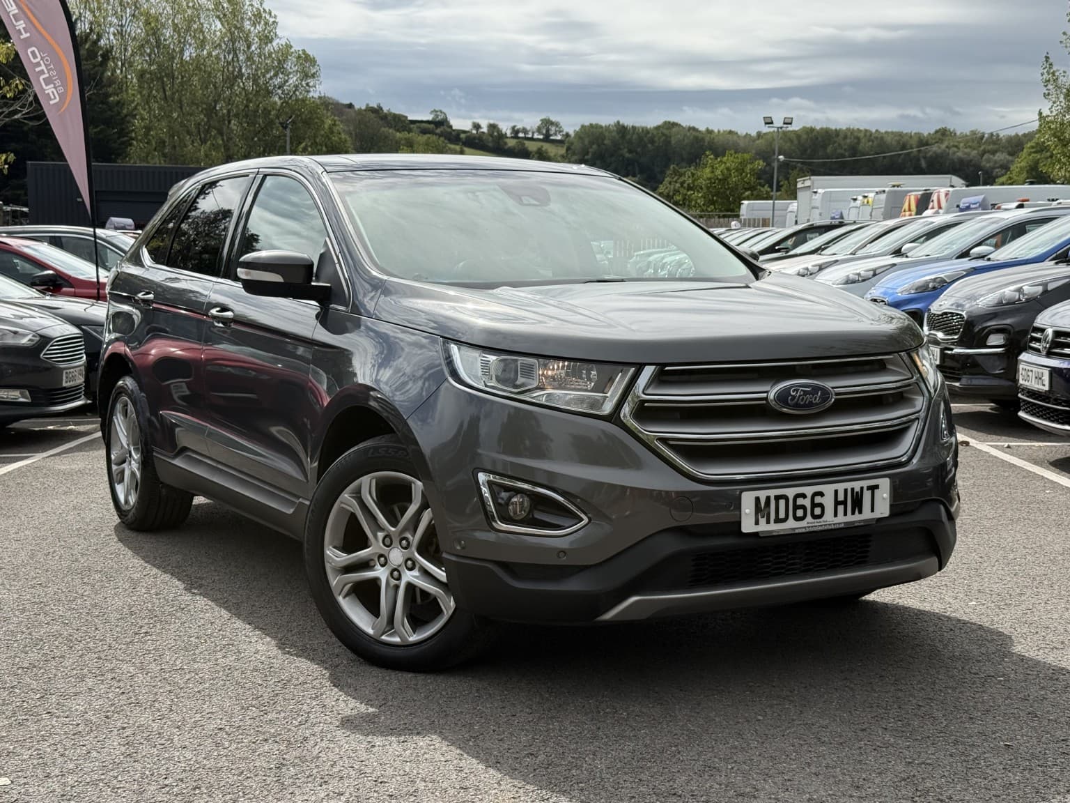 Ford Edge - image 1 of 61