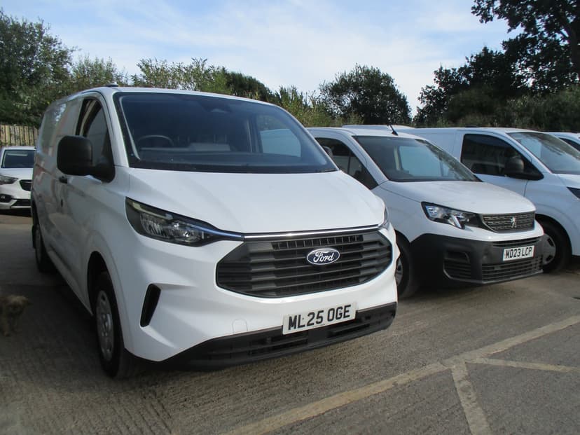 2025 FORD TRANSIT CUSTOM