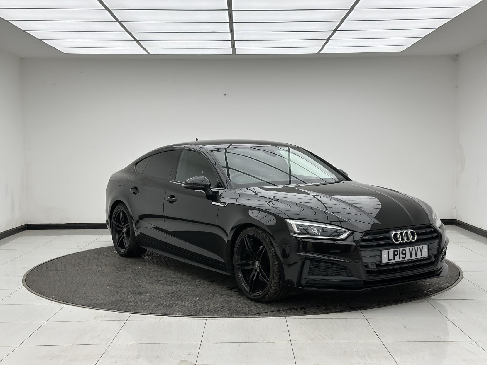 Audi A5 - image 1 of 54