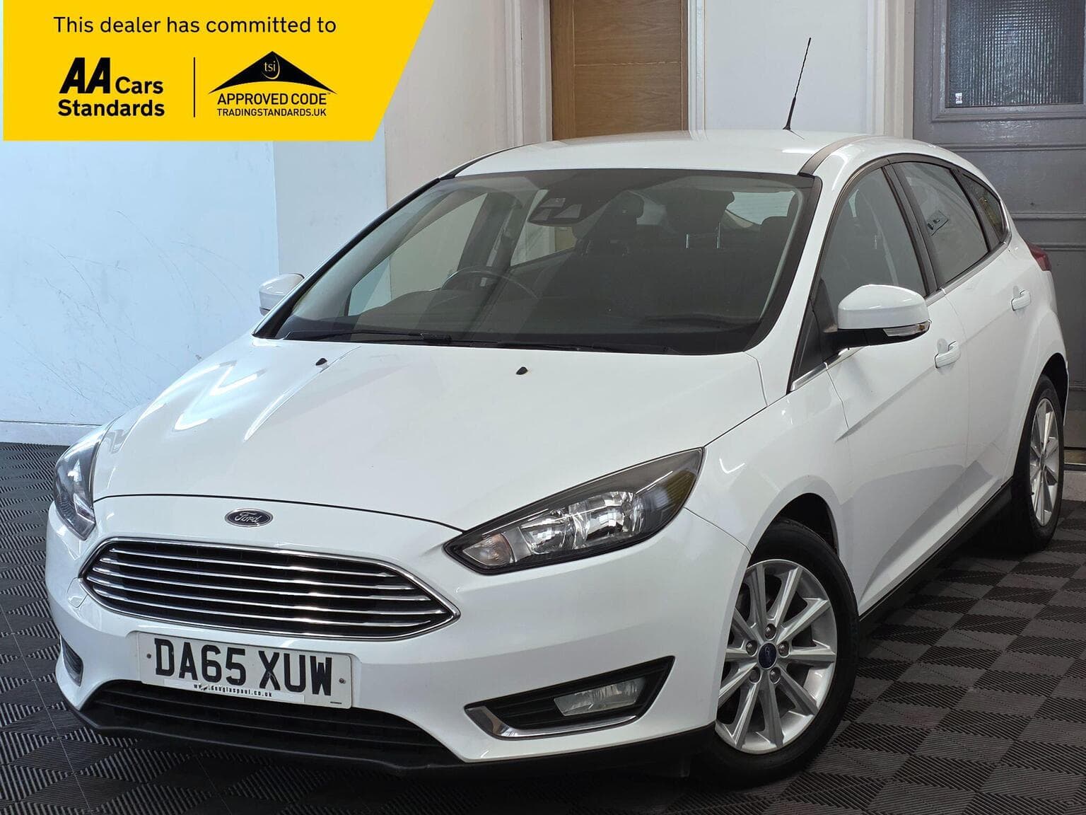 Ford Focus - image 1 of 6
