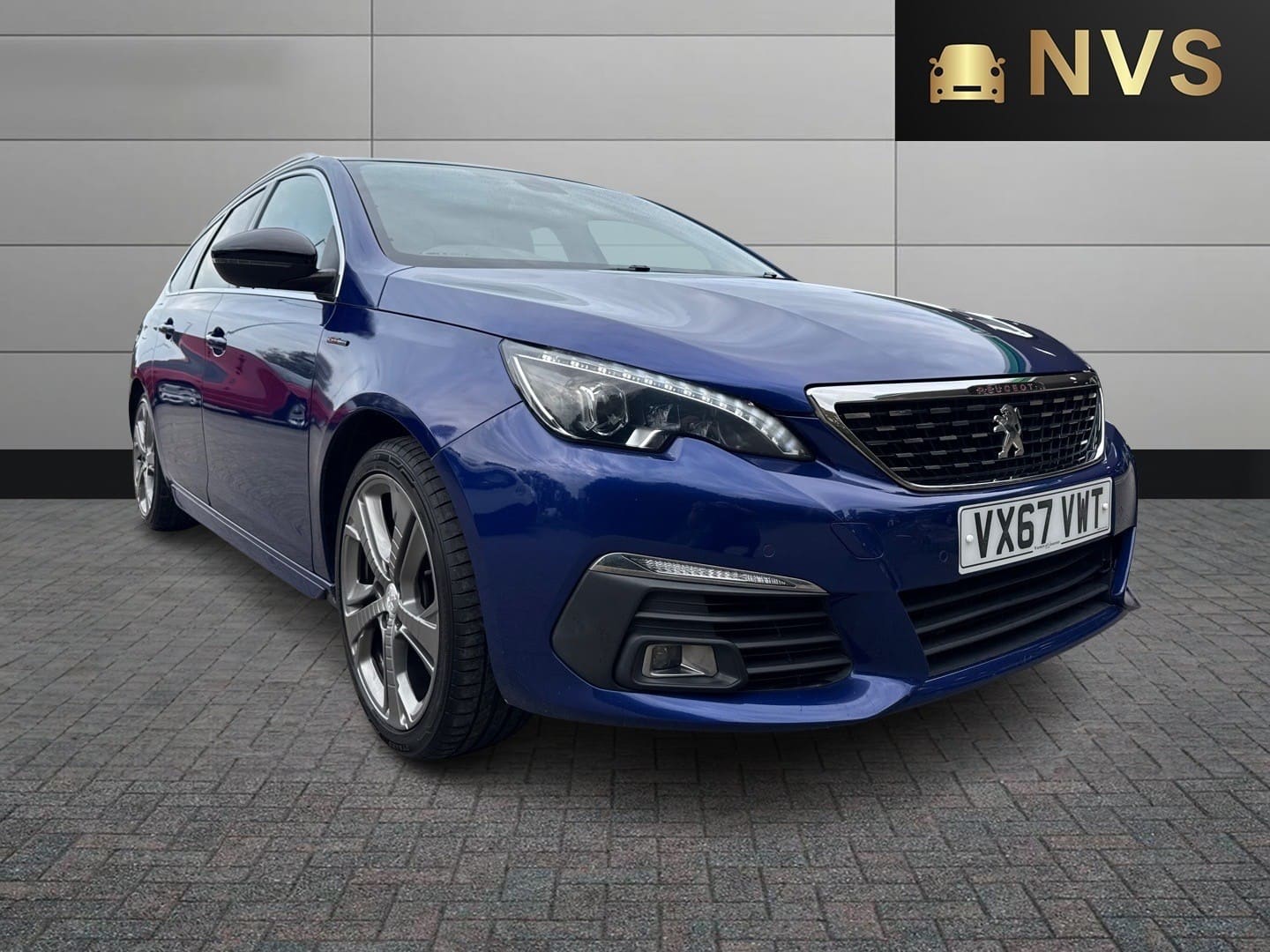 PEUGEOT 308 SW - image 1 of 13