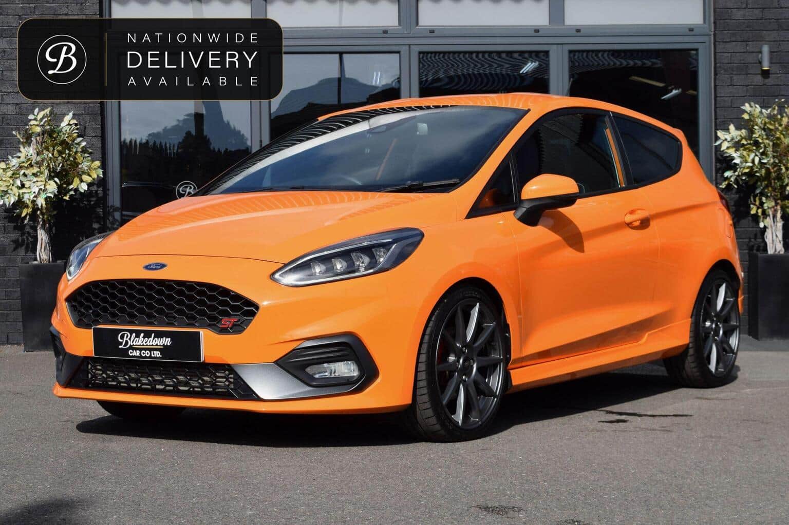 Ford Fiesta - image 1 of 52