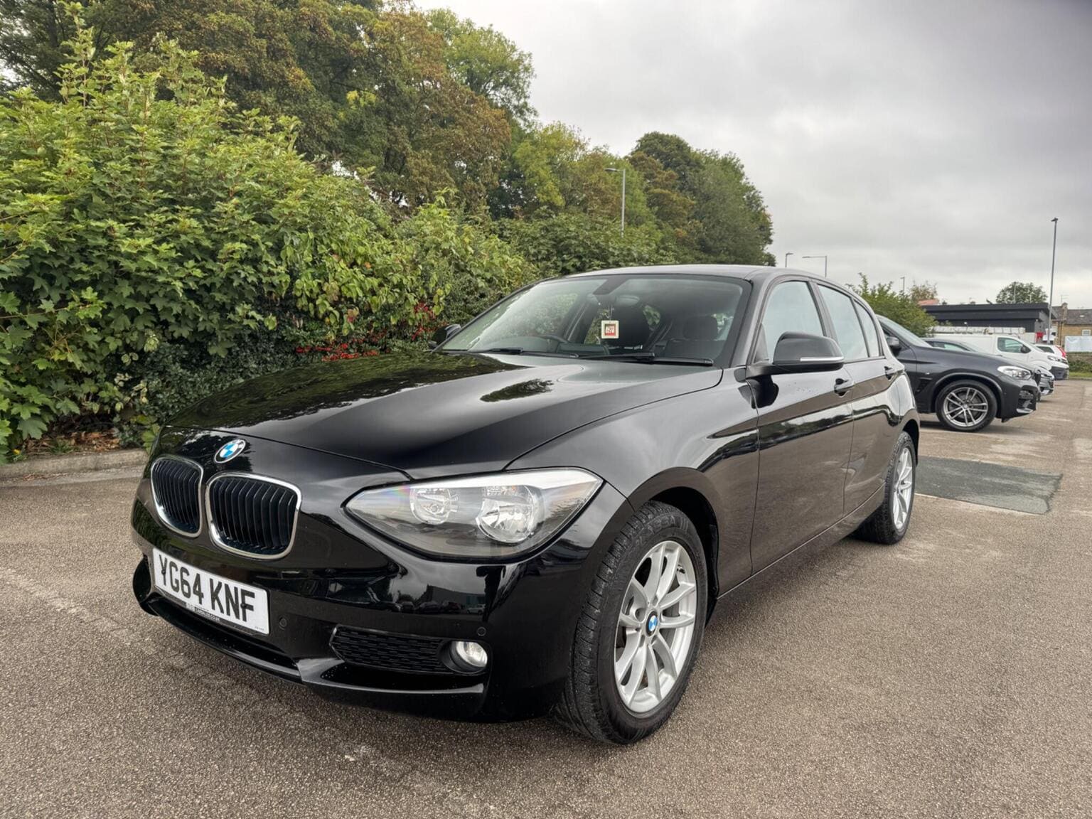 BMW 1 Series - image 1 of 63