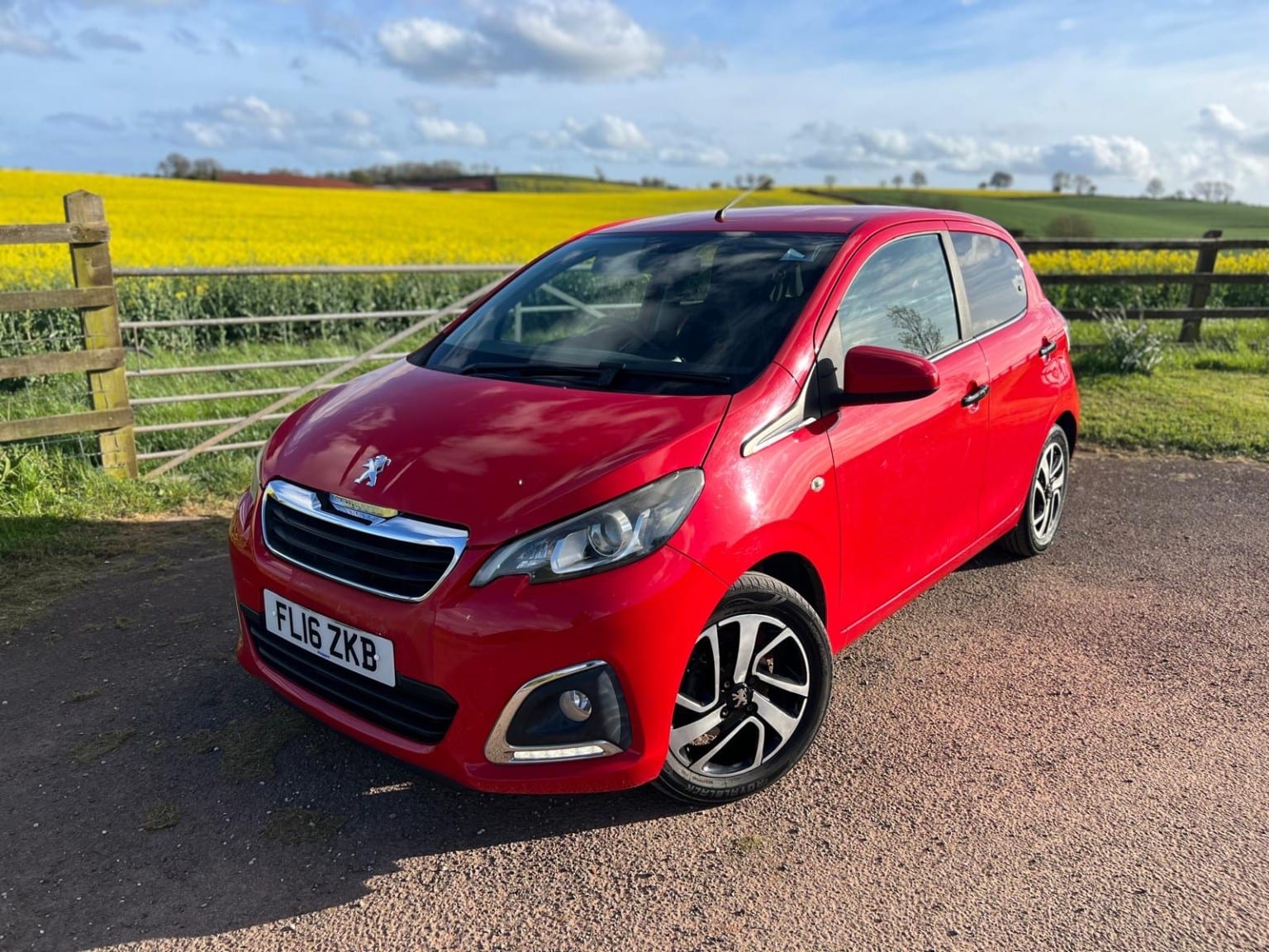 Peugeot 108 - image 1 of 14