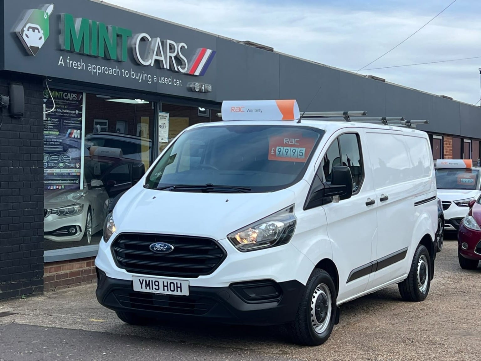 Ford Transit Custom - image 1 of 35