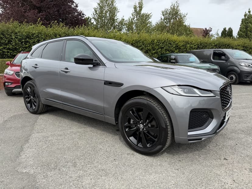 2024 JAGUAR F-PACE