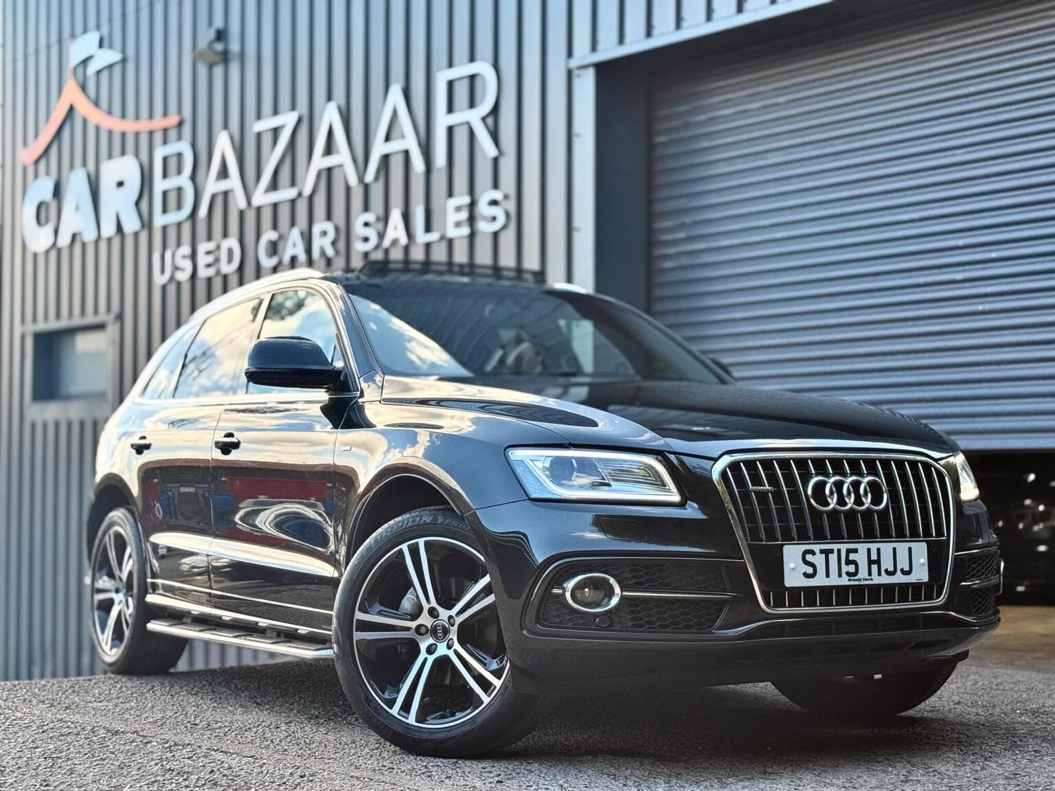 Audi Q5 - image 1 of 67