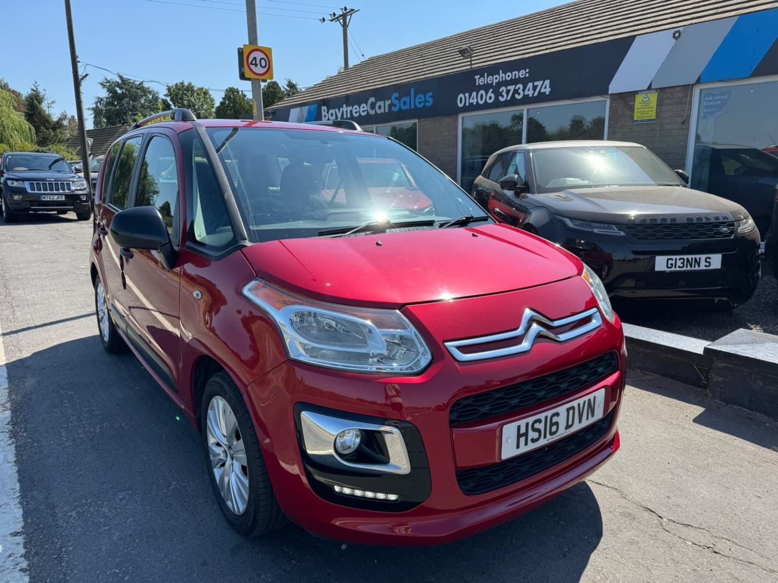 Citroen C3 Picasso - image 1 of 17