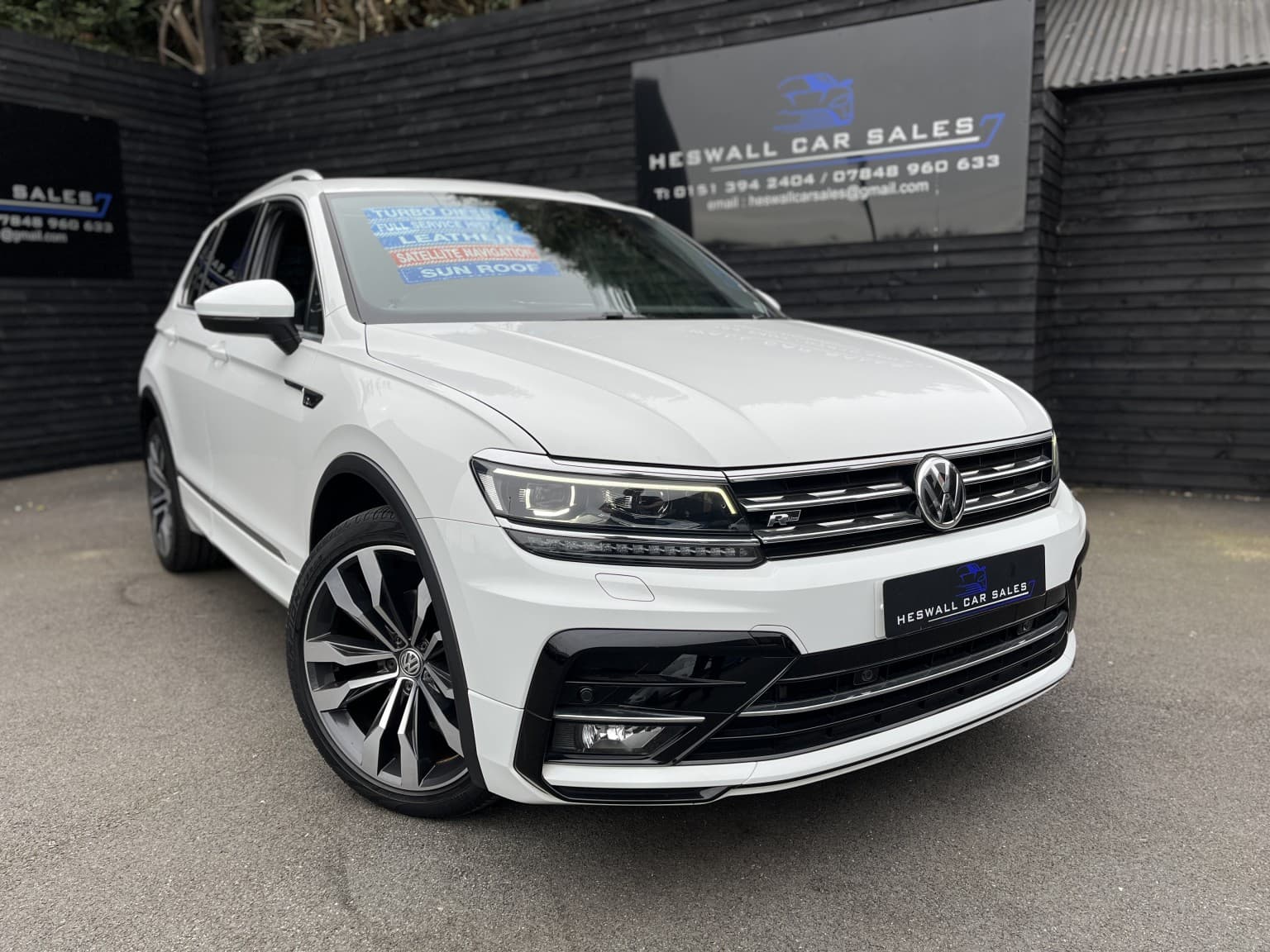 Volkswagen Tiguan - image 1 of 35