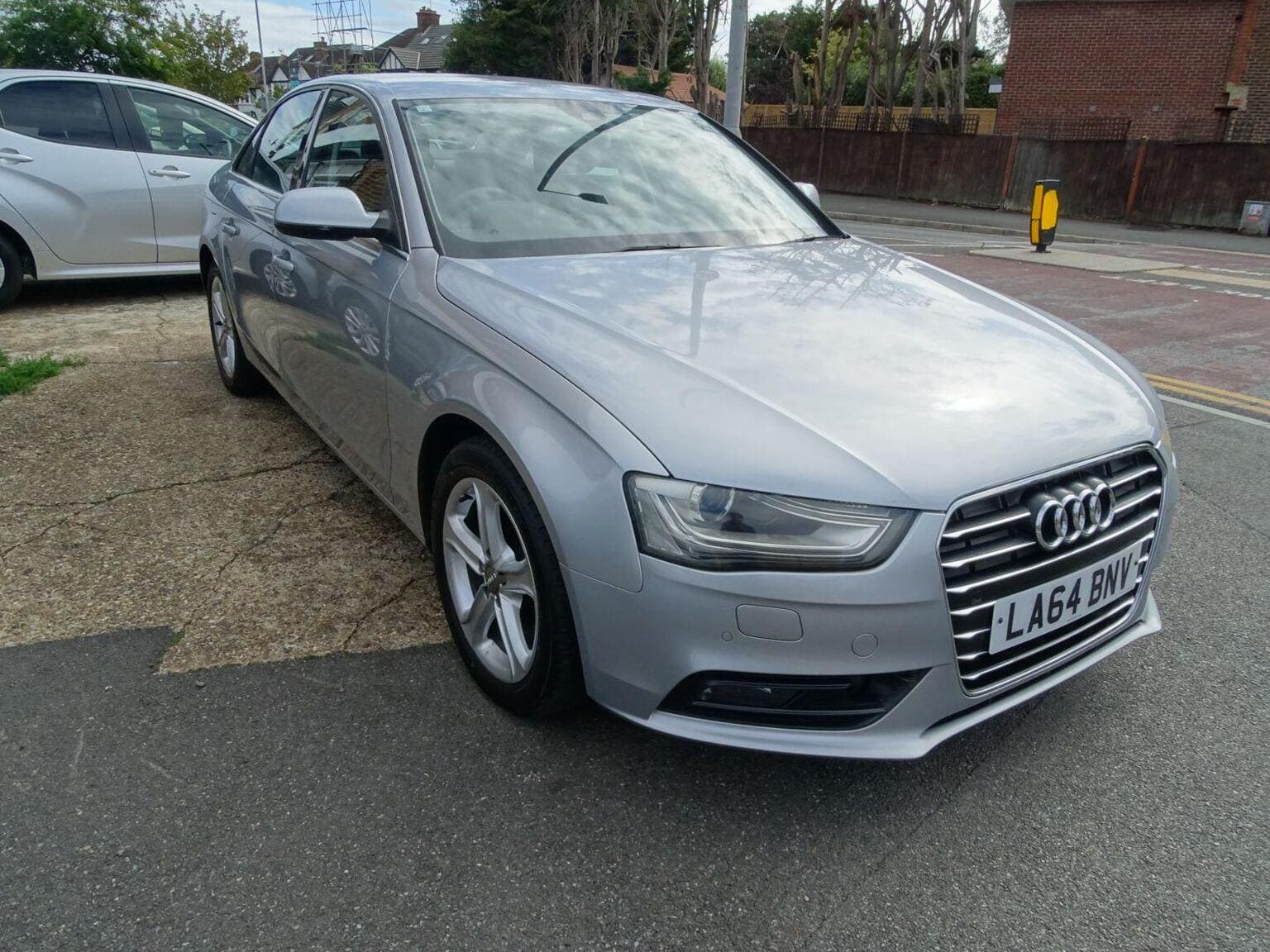 Audi A4 - image 1 of 28