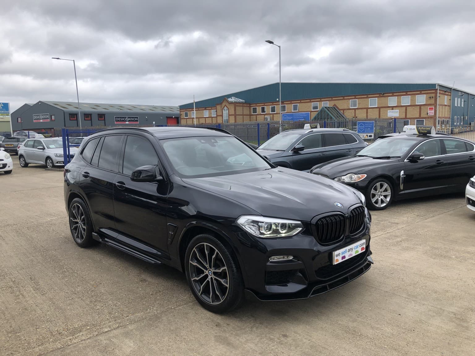 BMW X3 - image 1 of 27