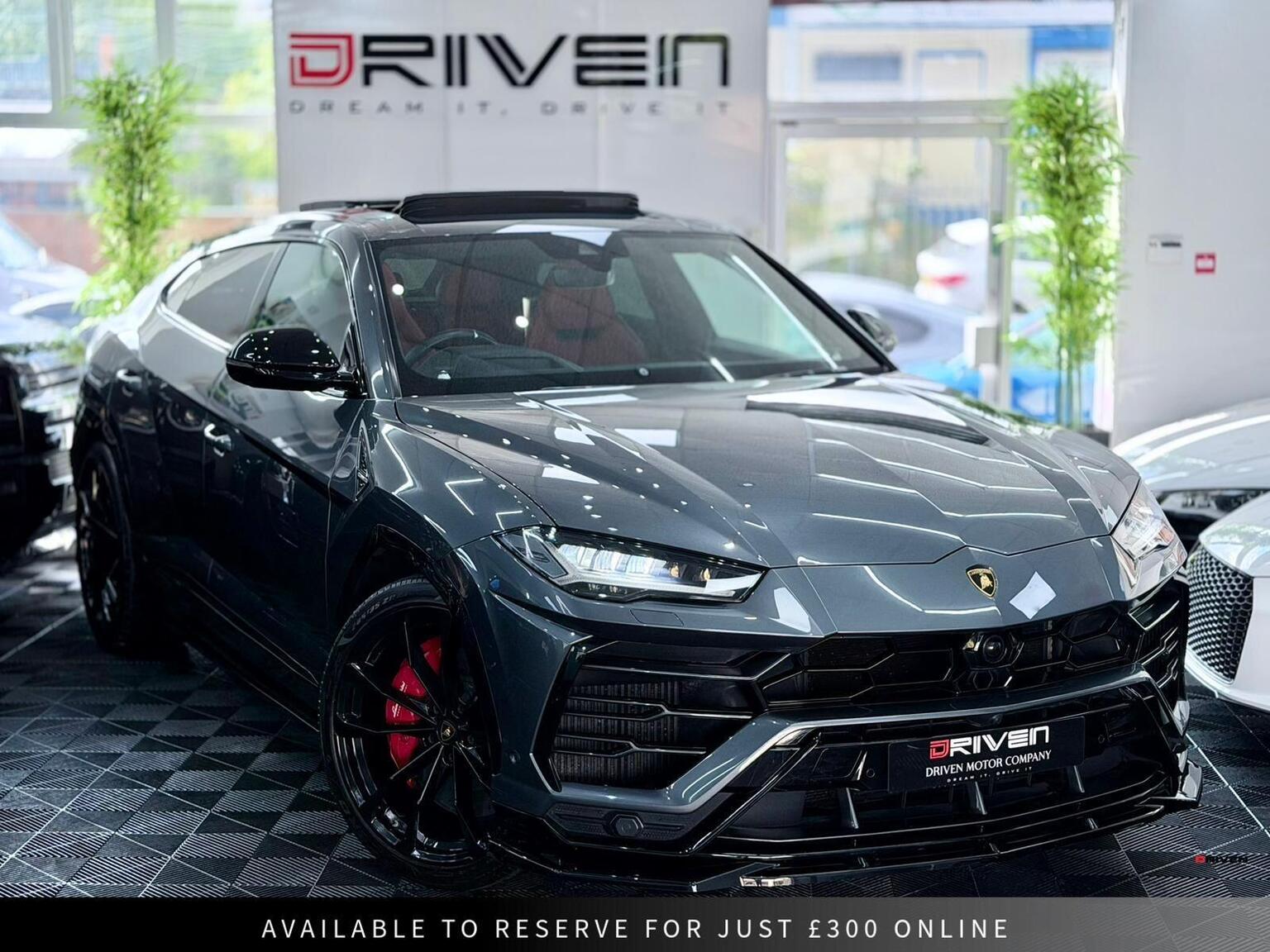LAMBORGHINI URUS - image 1 of 61