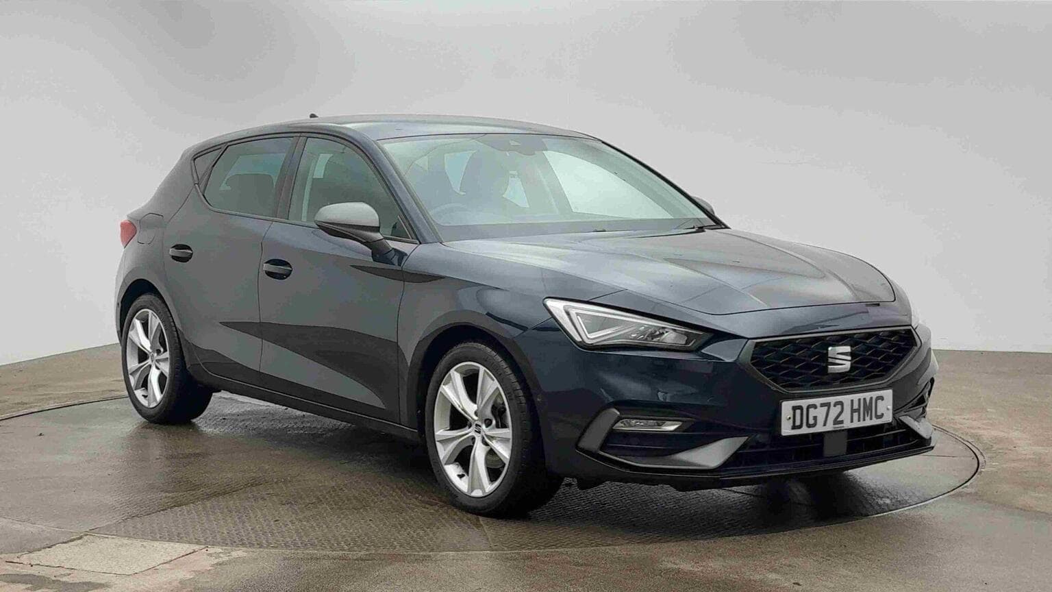 SEAT Leon - image 1 of 10