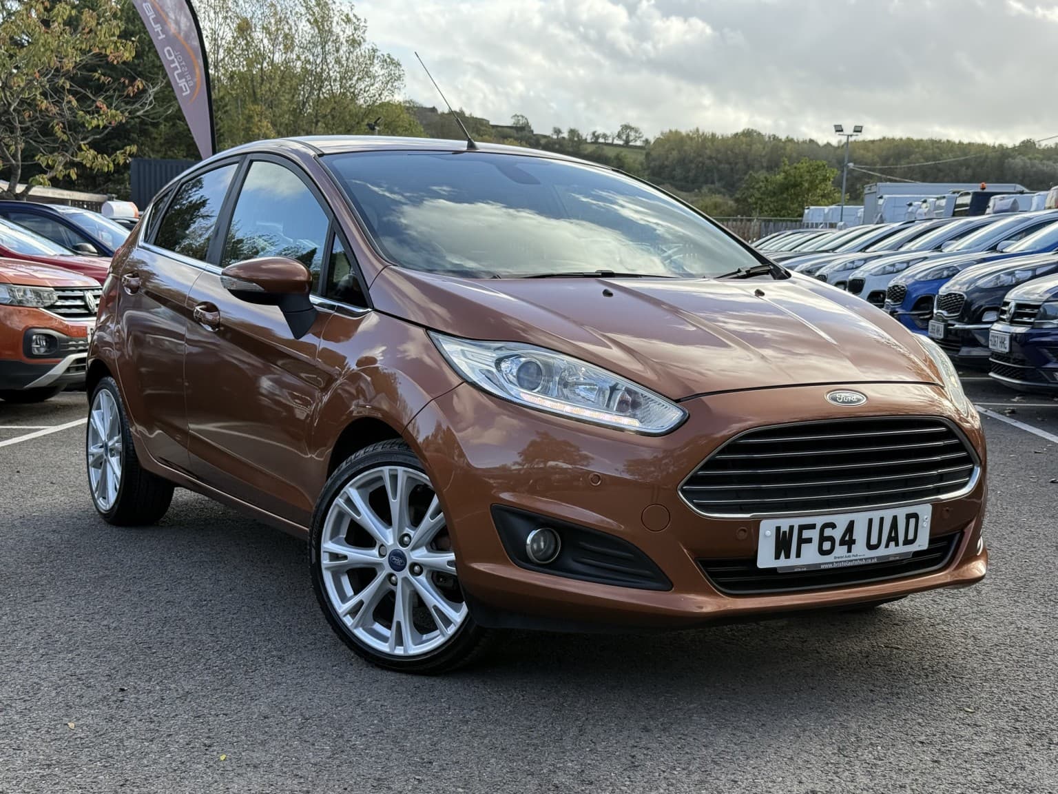 Ford Fiesta - image 1 of 57
