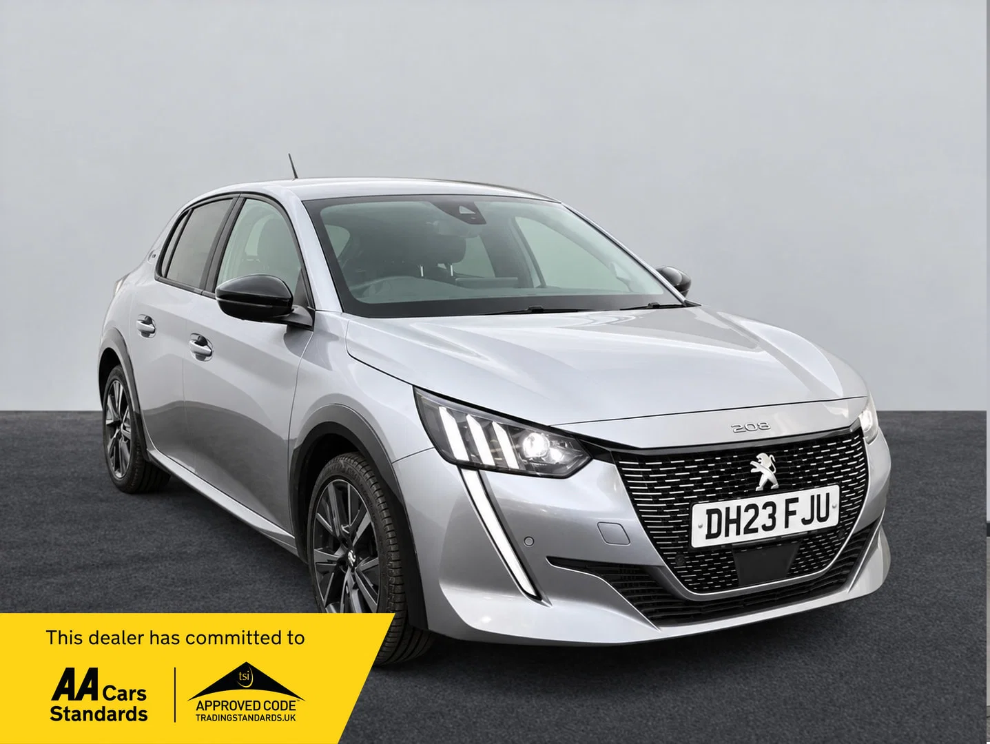 Peugeot 208 - image 1 of 6