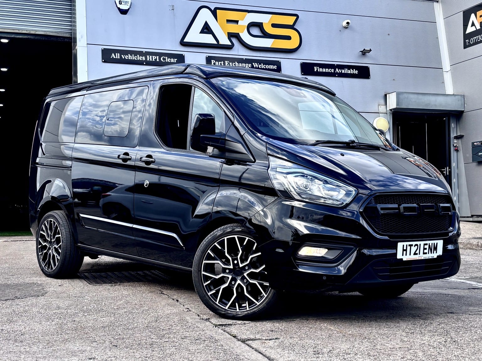 Ford Transit Custom - image 1 of 44
