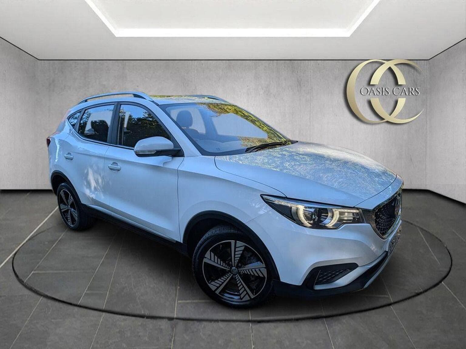 MG MG ZS - image 1 of 15