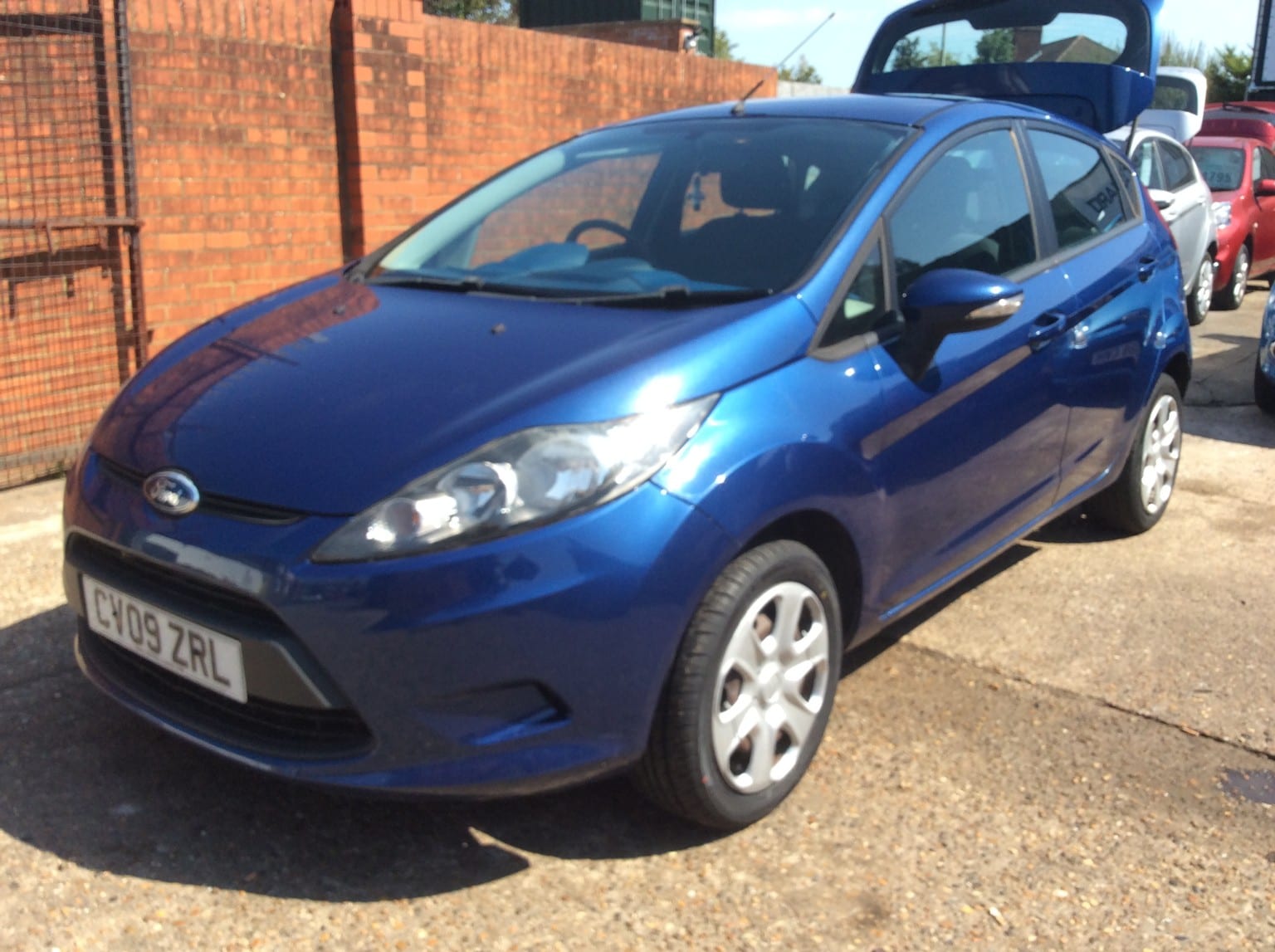 FORD FIESTA - image 1 of 22