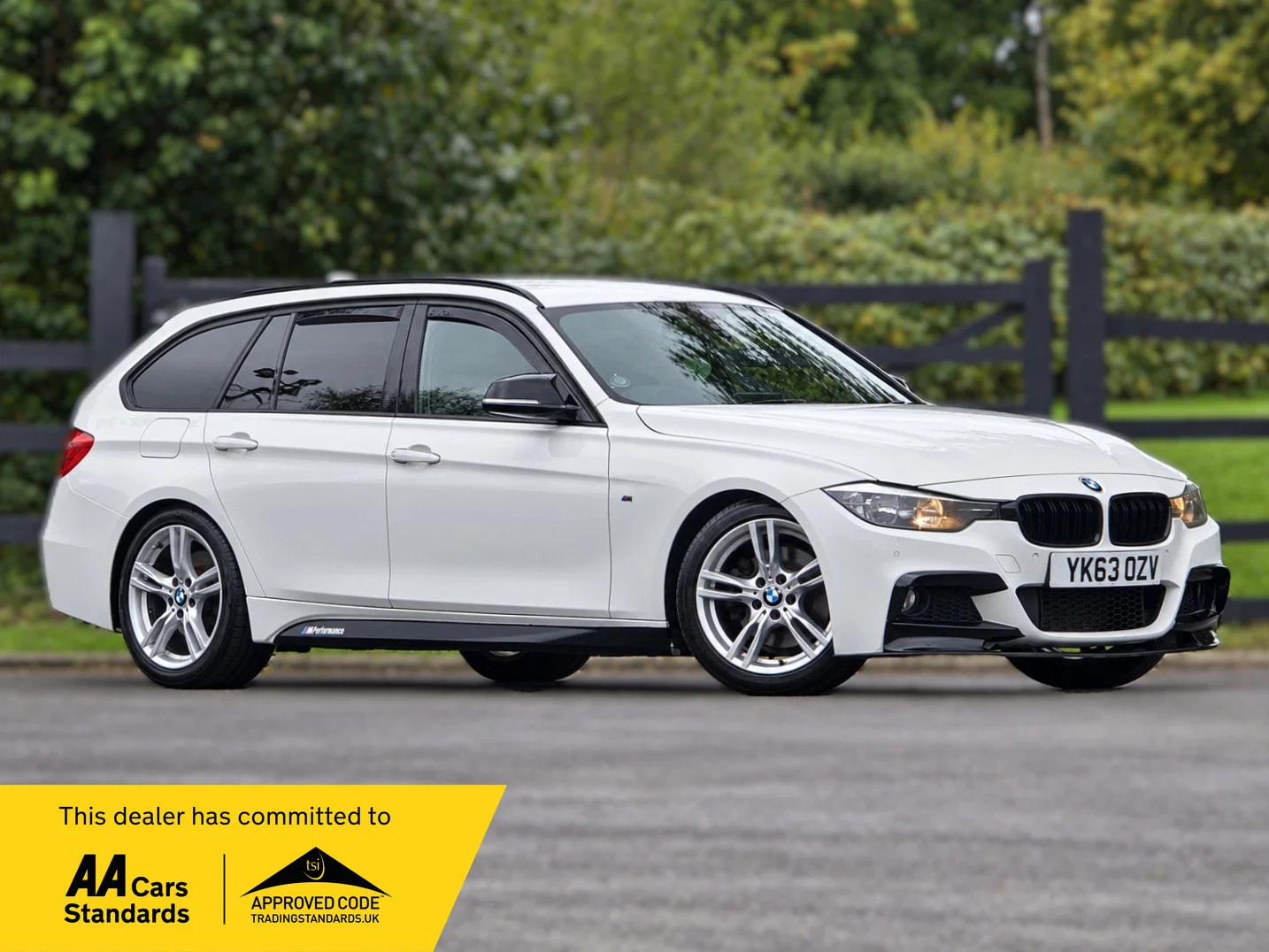 BMW 3 Series - image 1 of 26