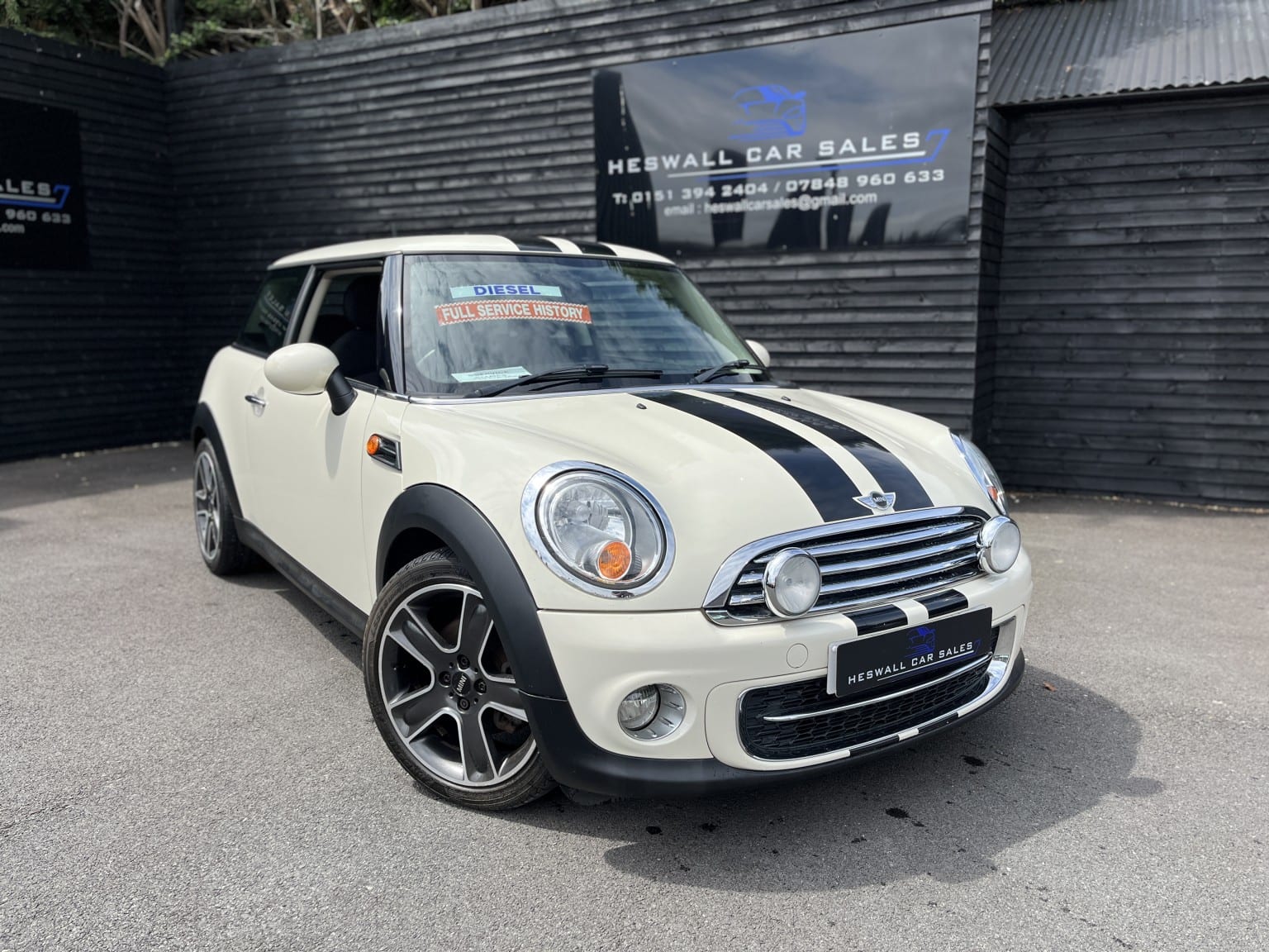 MINI Hatch - image 1 of 25