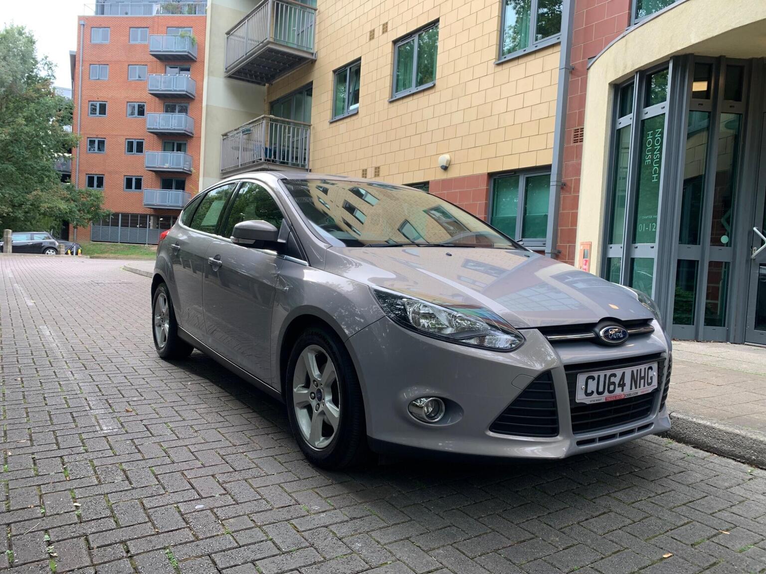 Ford Focus - image 1 of 33