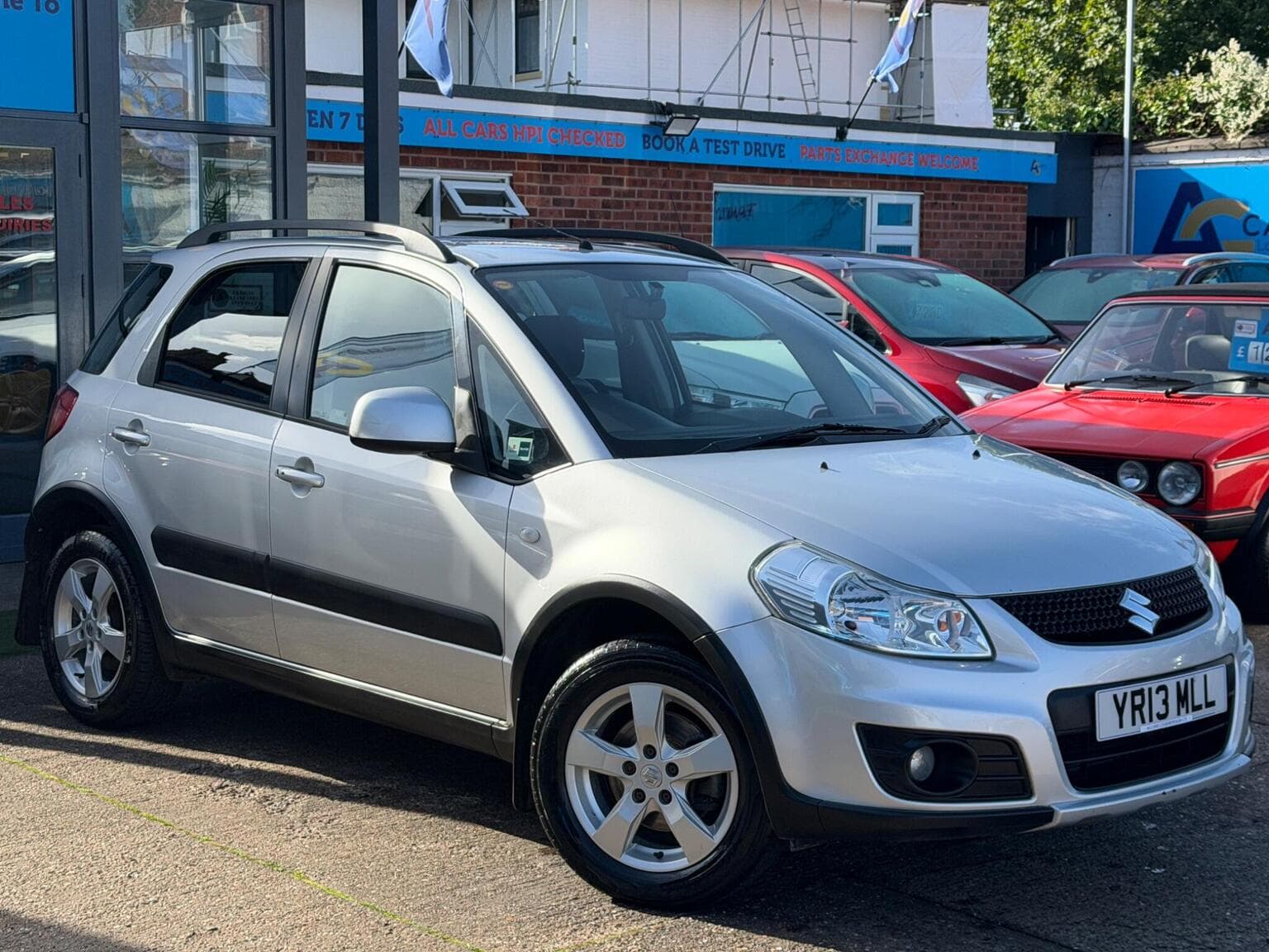 Suzuki SX4 - image 1 of 66