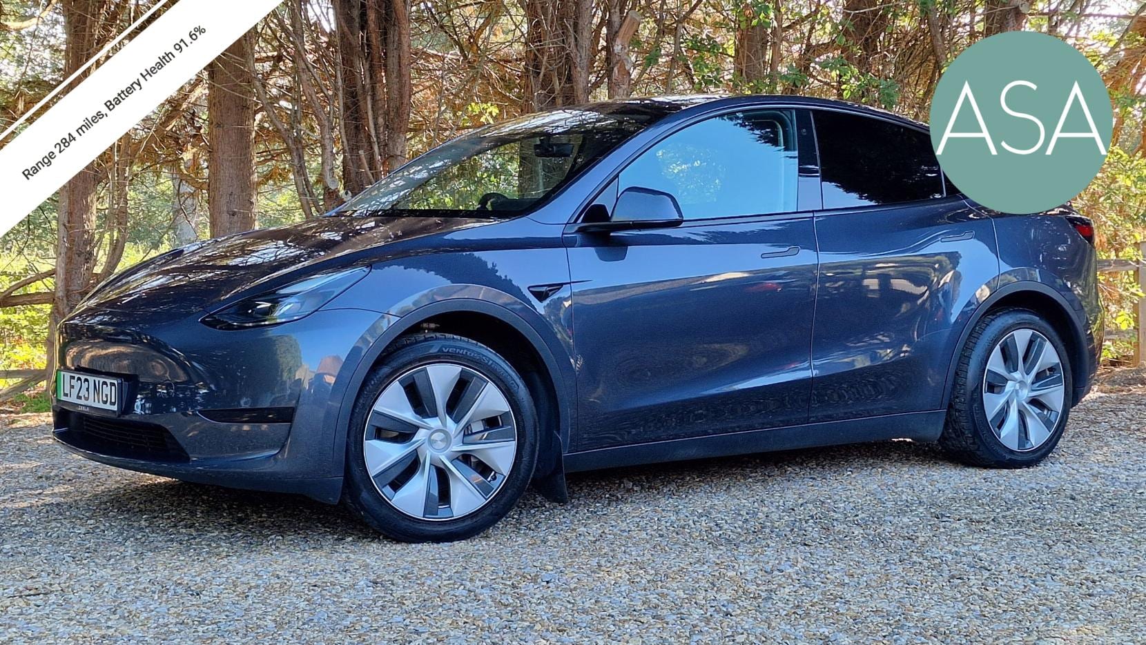 Tesla Model Y - image 1 of 19