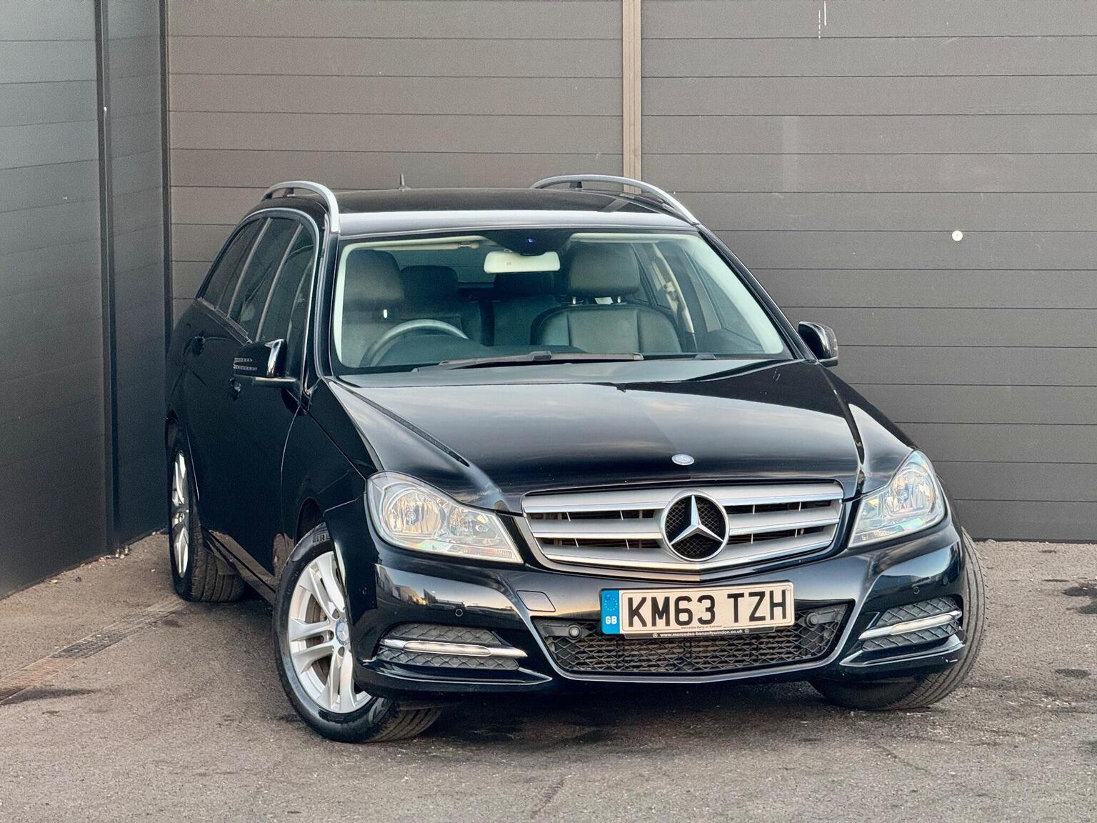 Mercedes-Benz C Class - image 1 of 66