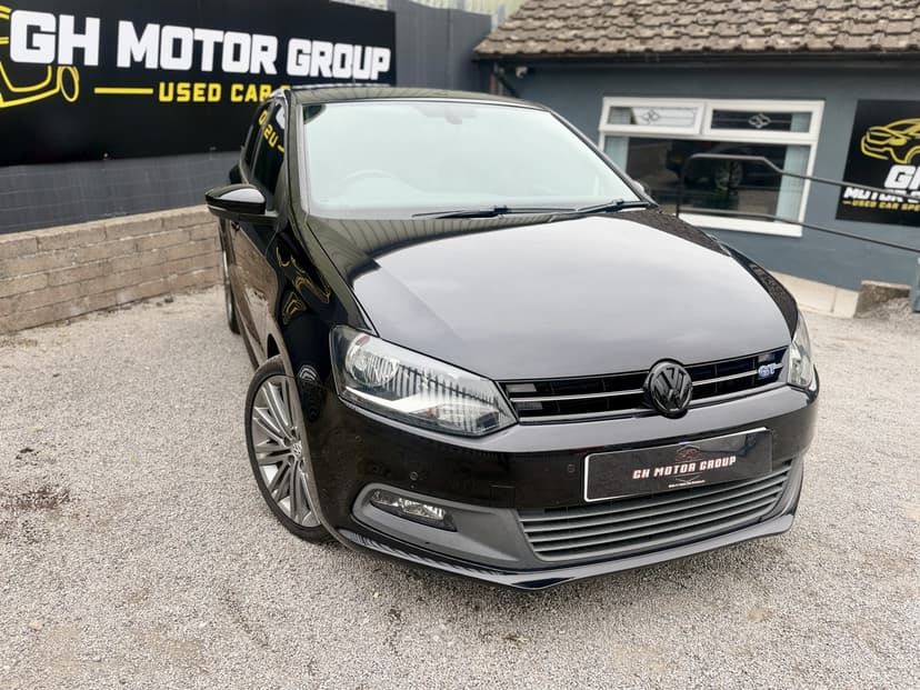 2016 VOLKSWAGEN POLO