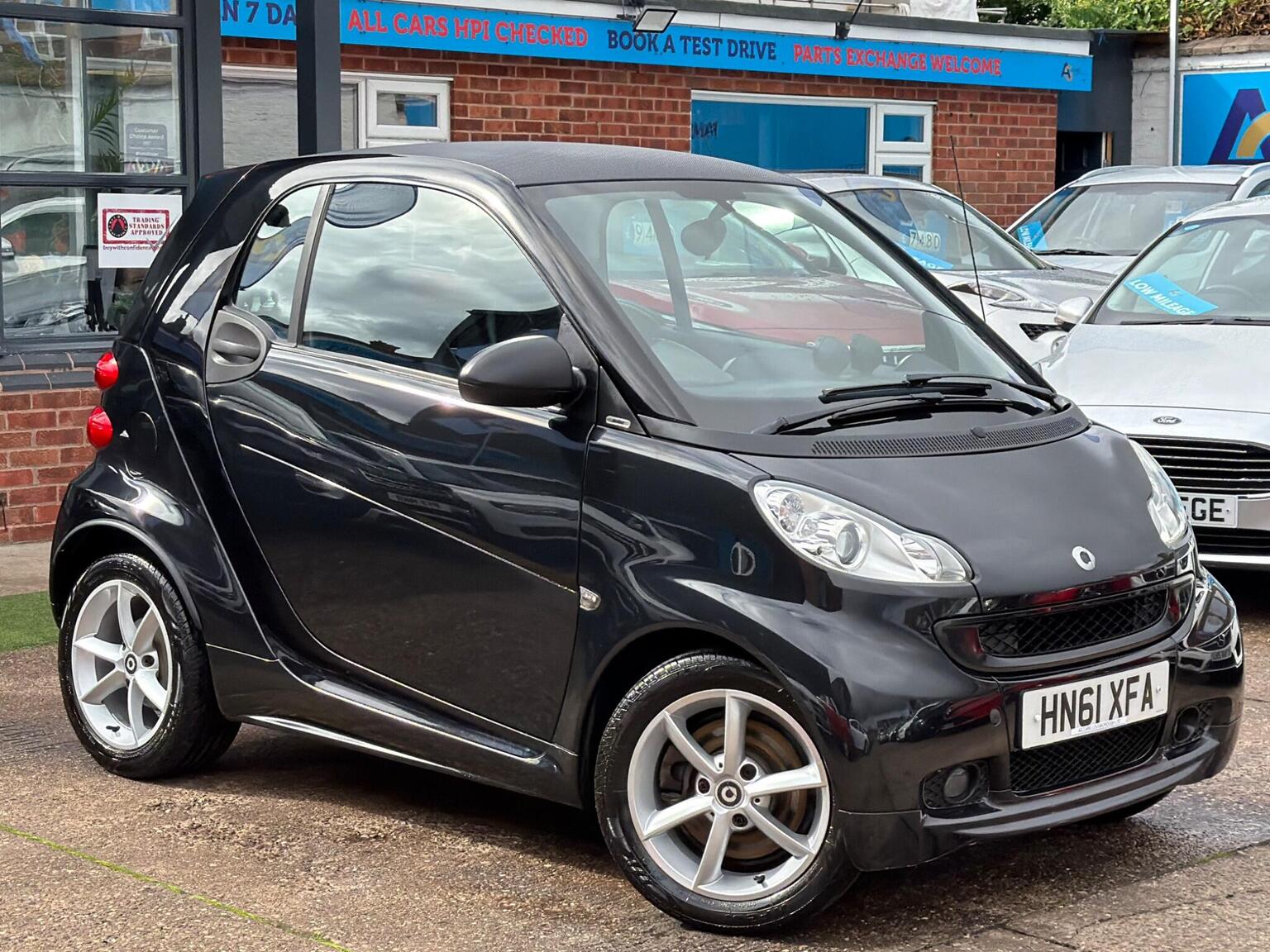 Smart Fortwo - image 1 of 48