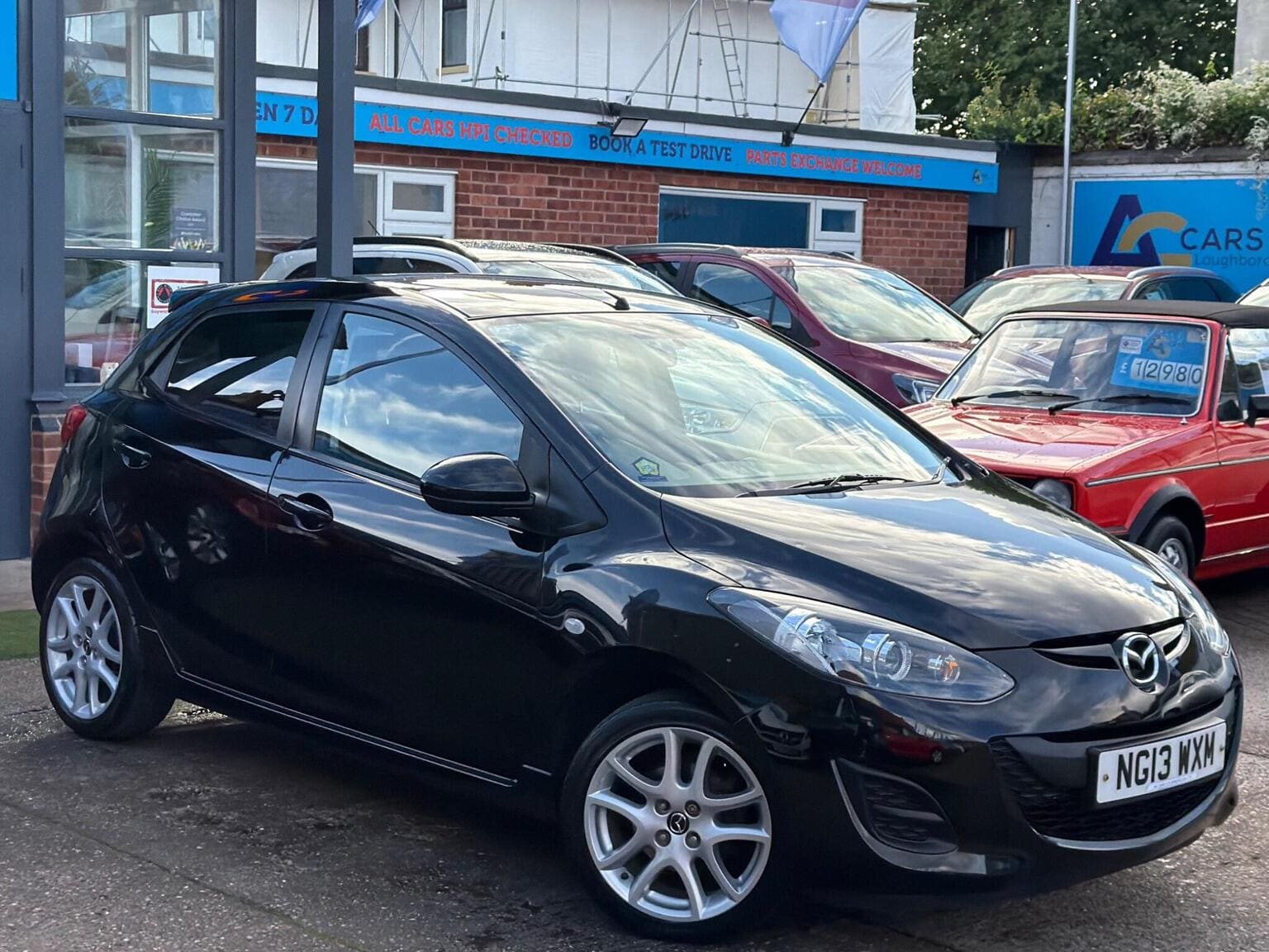 Mazda Mazda2 - image 1 of 67