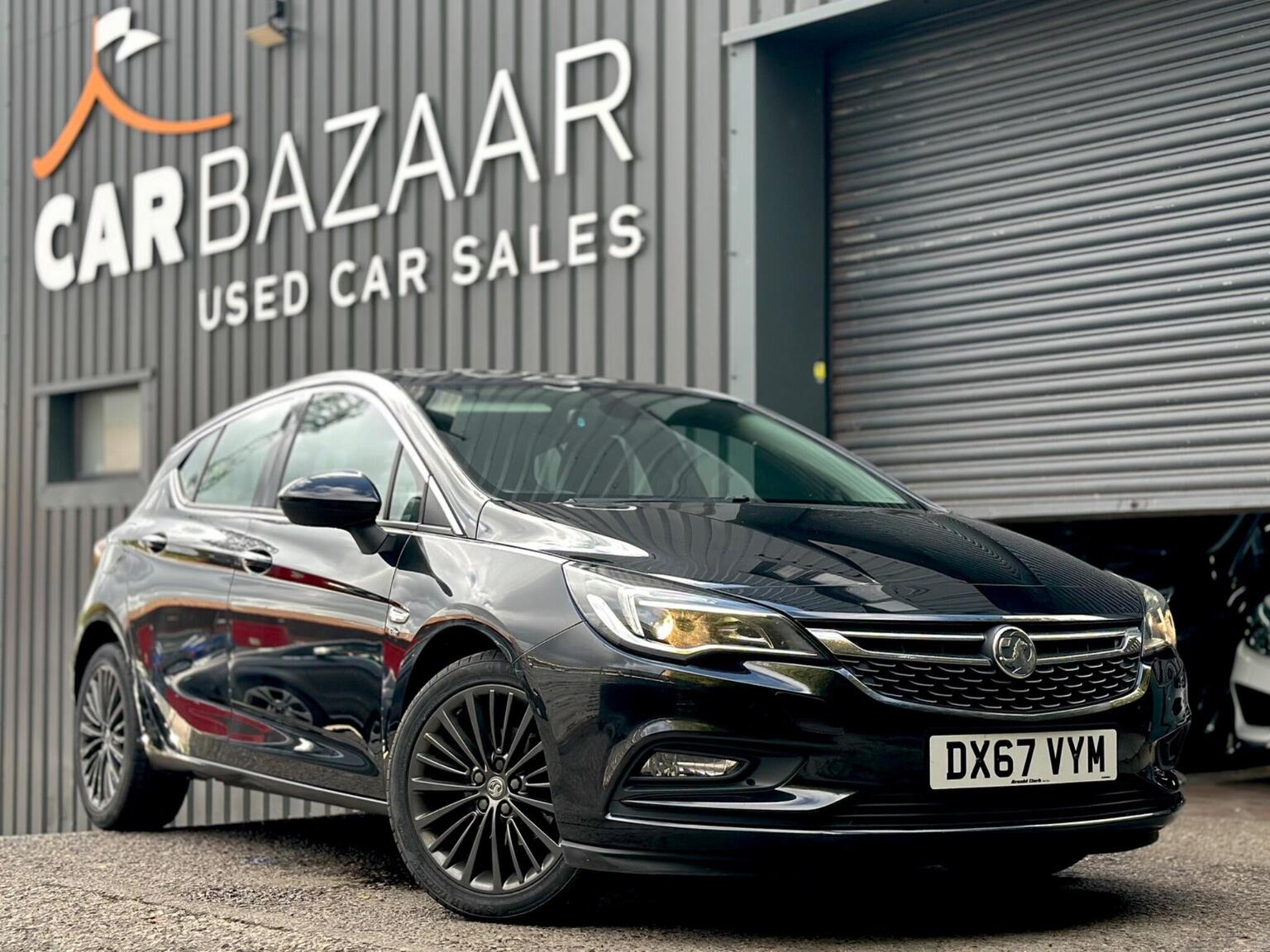 Vauxhall Astra - image 1 of 55
