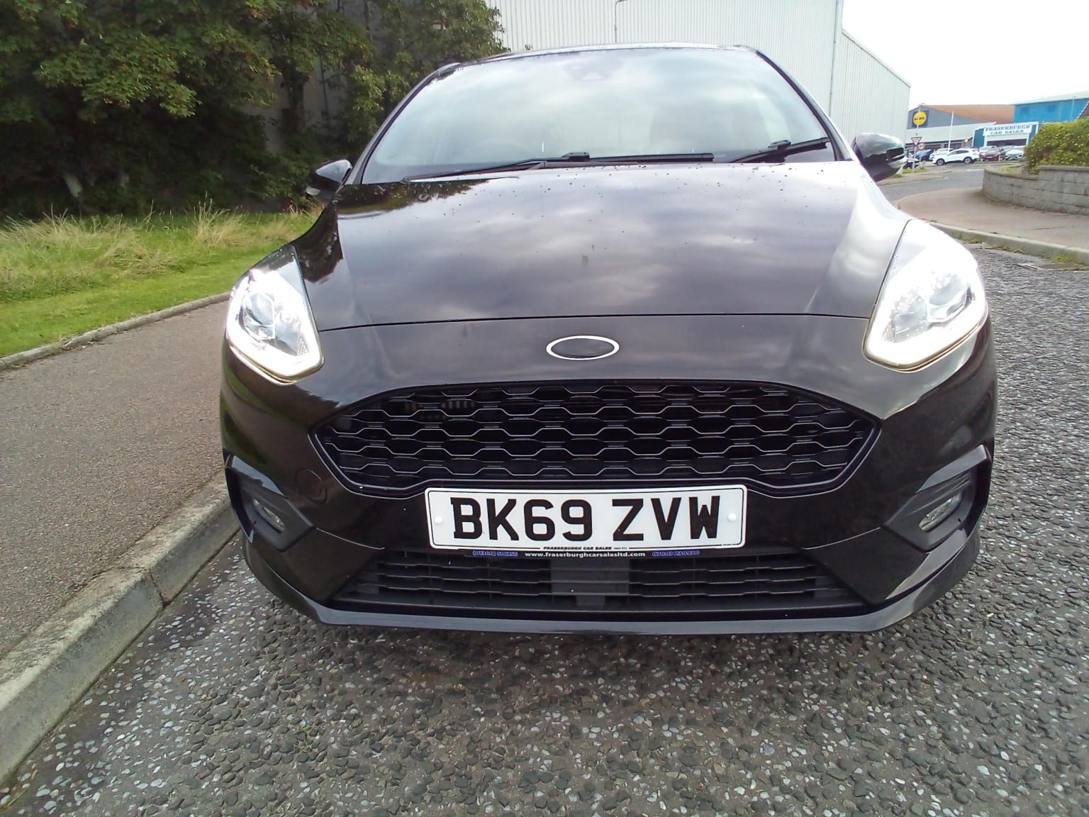 Ford Fiesta - image 1 of 16