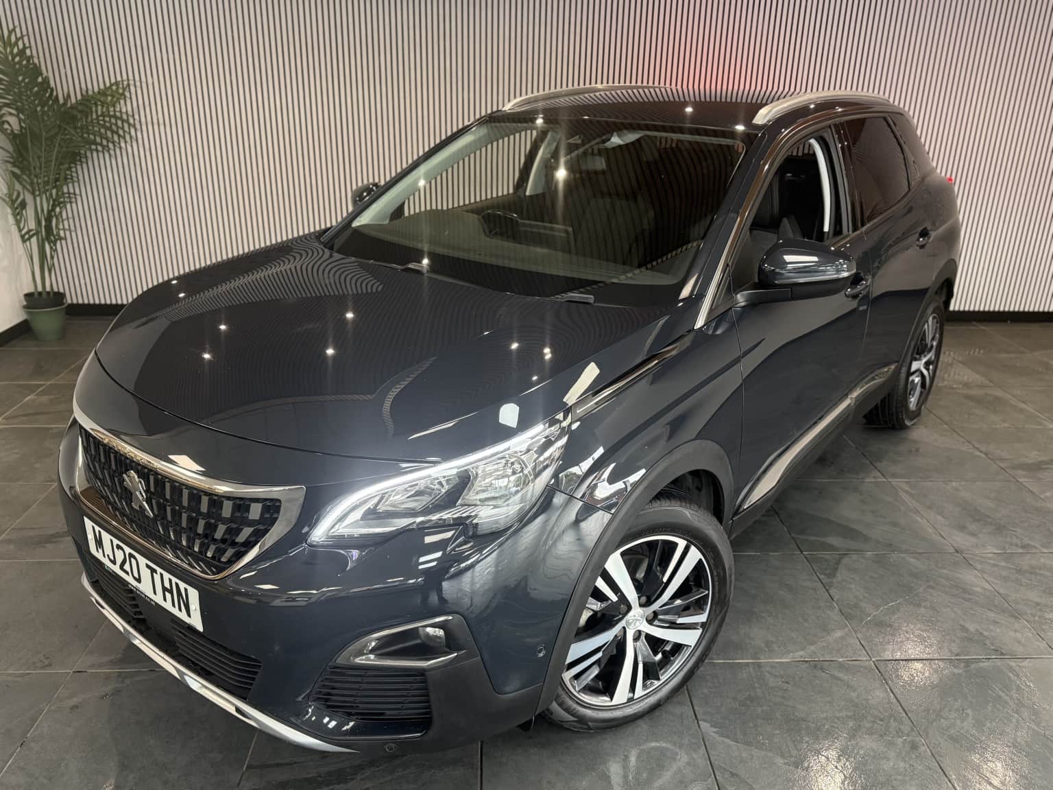 Peugeot 3008 - image 1 of 27